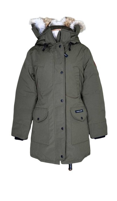 Ново Canada Goose дамска парка яке Размер С