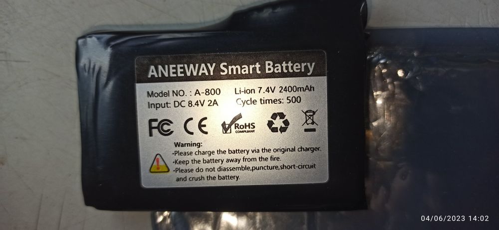 Acumulatori A 800  7,4v,,2400ma