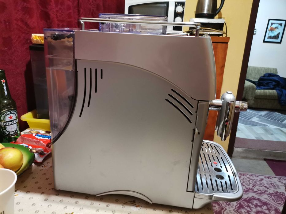 Кафе автомат saeco incanto de luxe