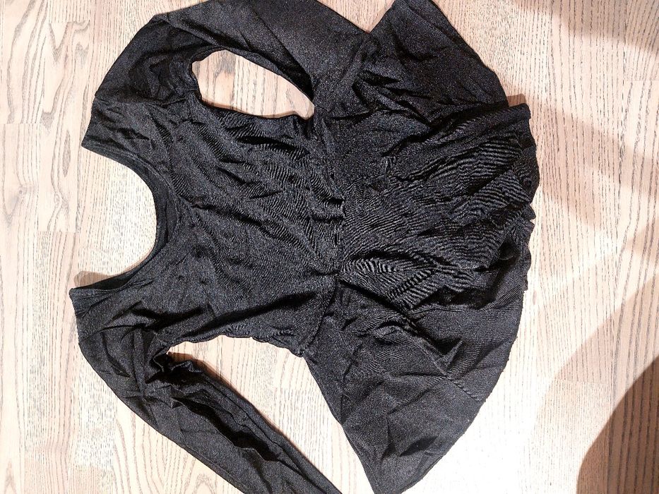 Продам спортивный купальник для девочки