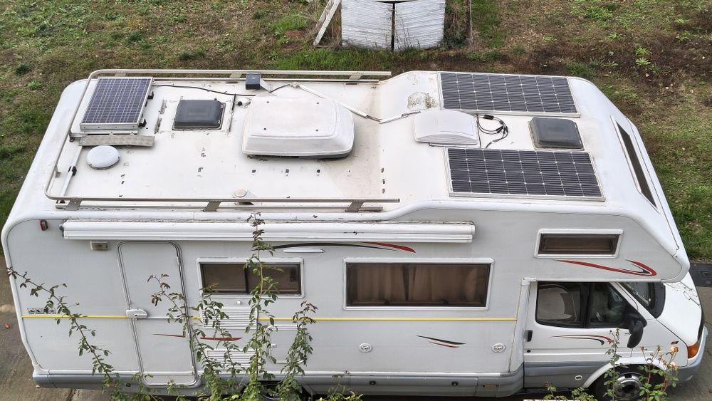 Autorulota Ford Transit ENLAGH 7 locuri de dormit recondiționata!