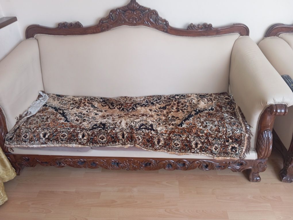 Продам Диван и кресло