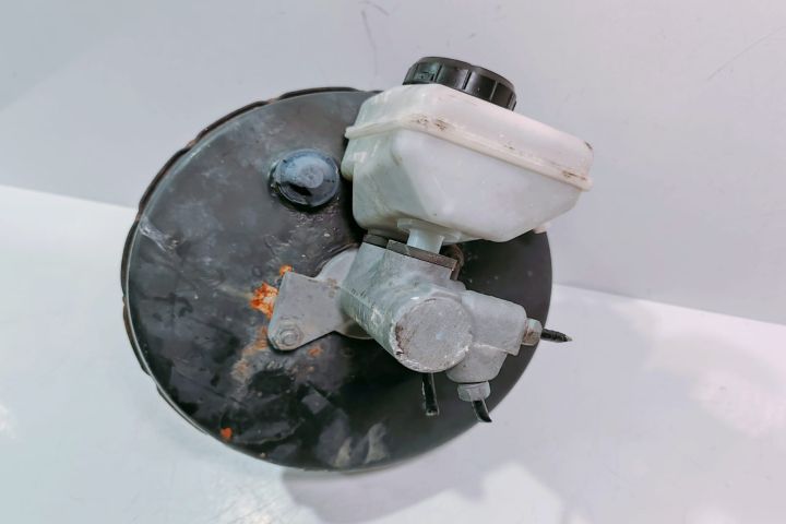 Tulumba Frana   cu pompa servofrana Dacia Logan prima generatie