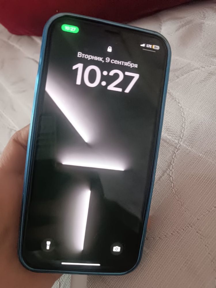 Продается iPhone 12