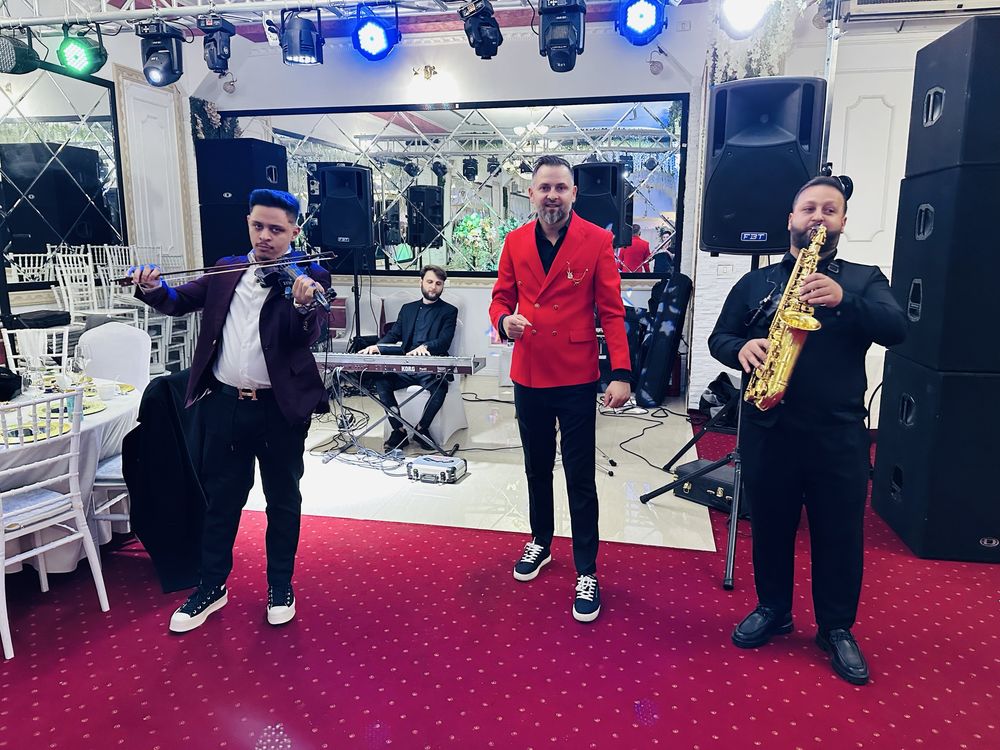 Formatie nunta botez evenimente Vegas Band