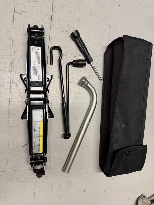 Cric original audi a3