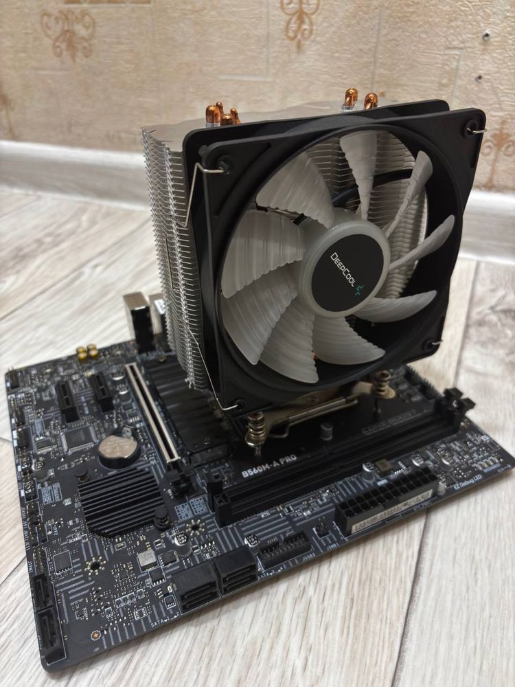 MSI B560-M-A-PRO + Intel i5-10400F + Nvme lexar 256gb