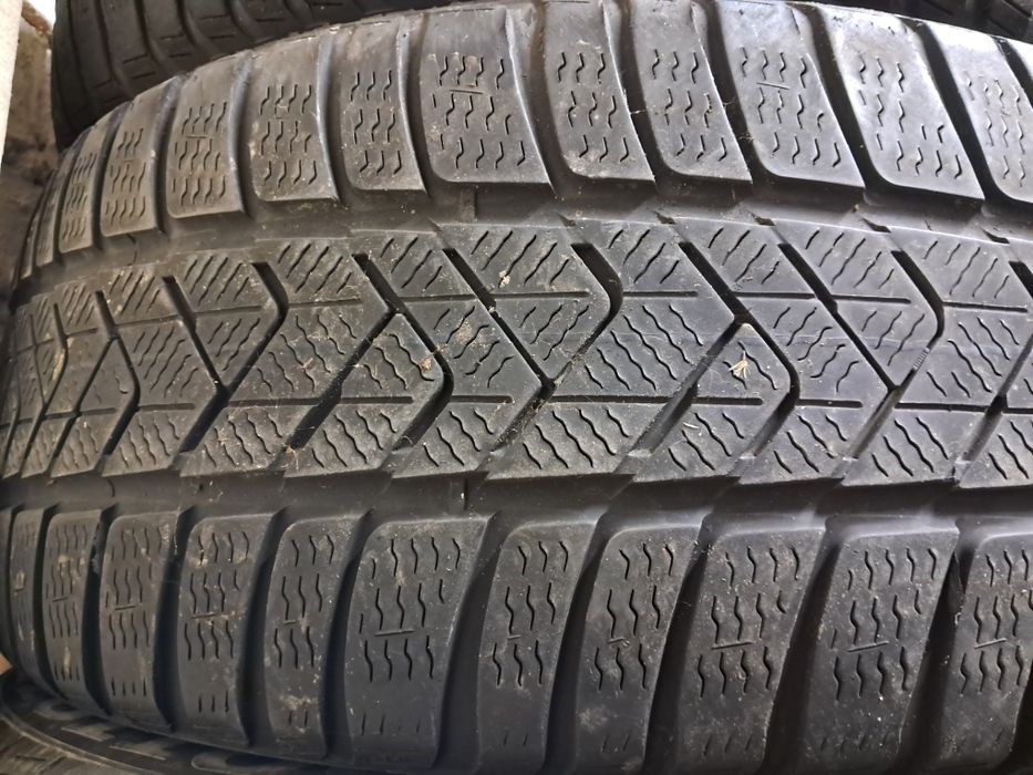 Anvelope second iarna 235 45 R18 Pirelli 2021/2023