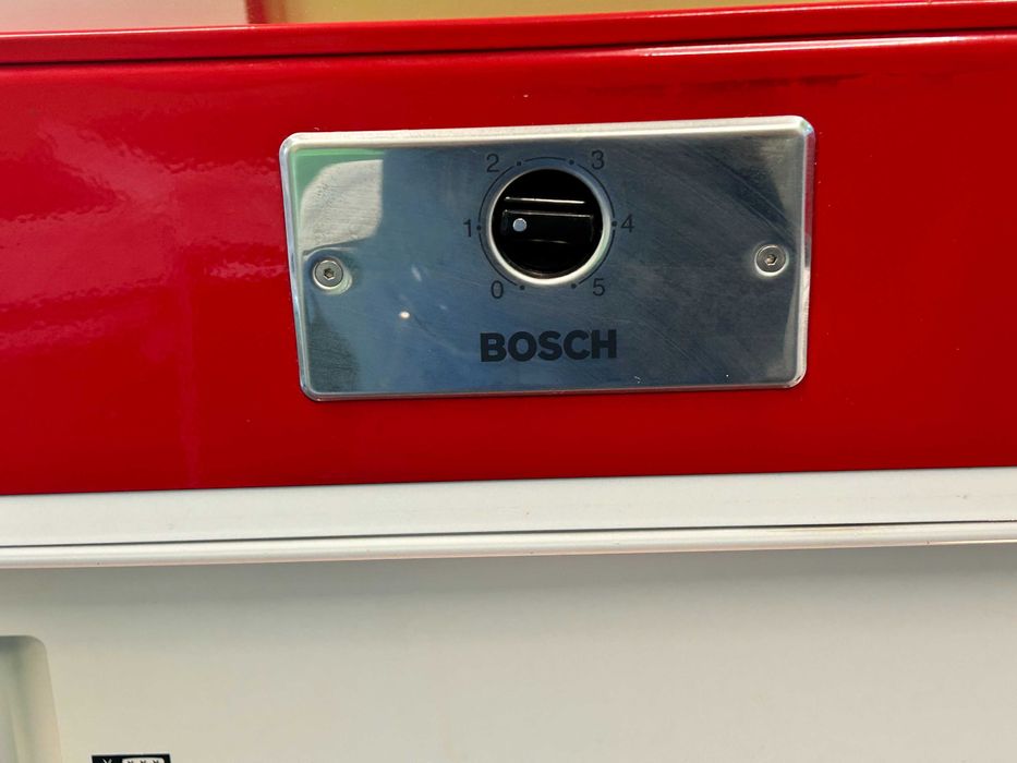 Хладилник Bosch Classic Edition | 127 см| ретро дизайн
