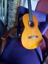 Классическая гитара yamaha C 70