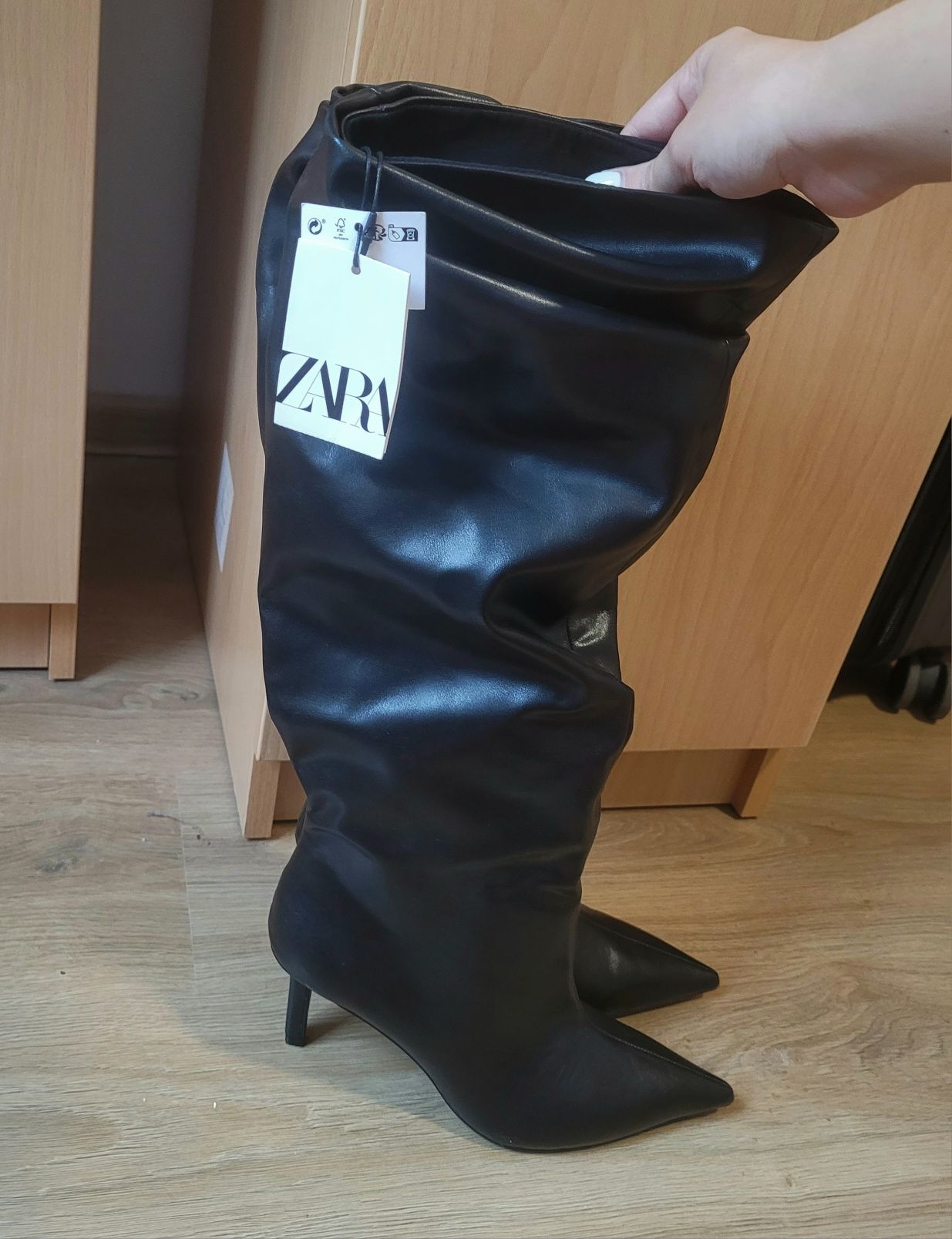 Кожени ботуши (ZARA)
