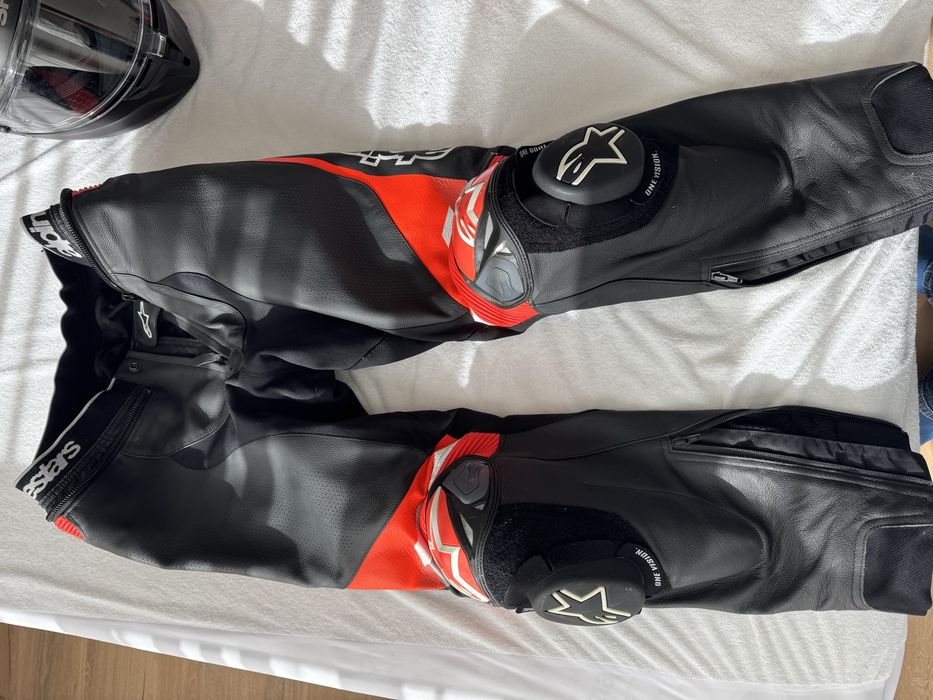 Кожен екип Alpinestars Atem V4 2PC