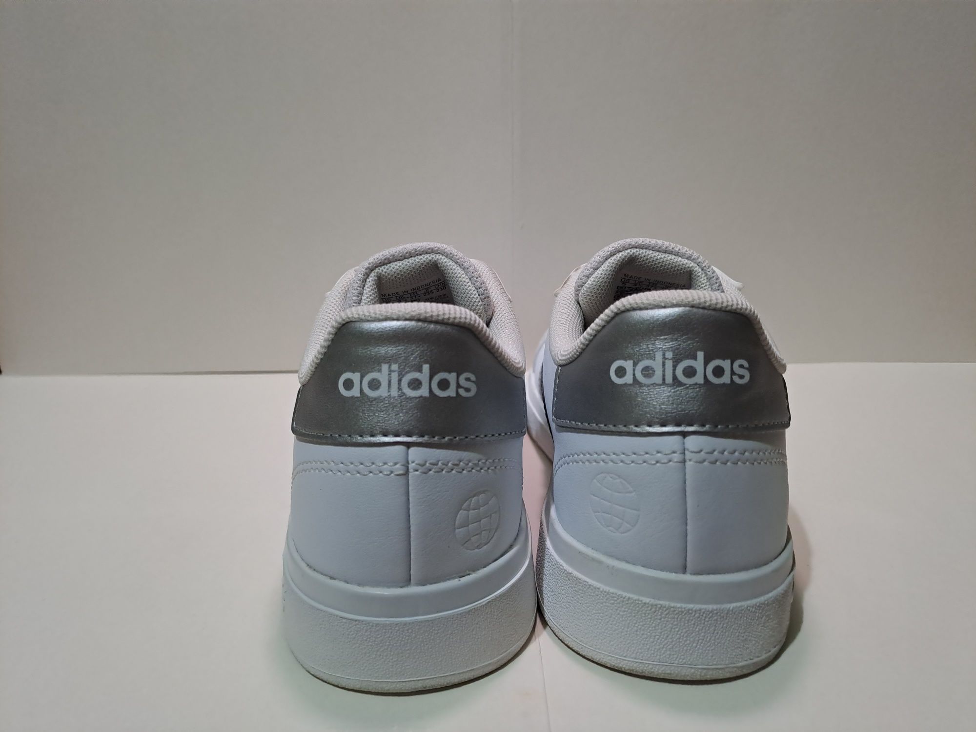 Обувки Adidas Grand Court 2.0 K