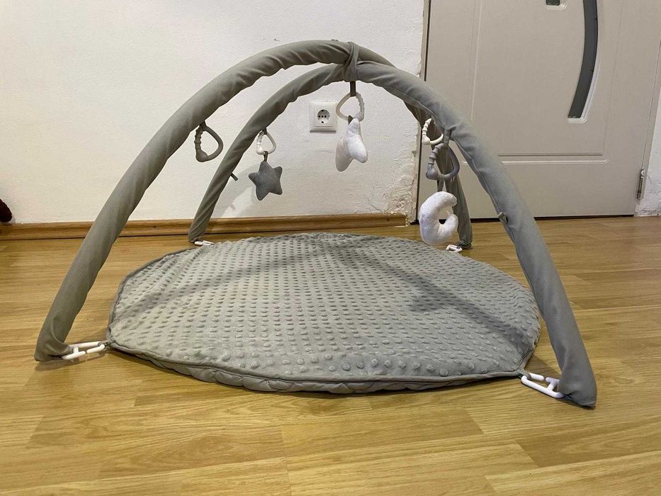 Centru de activitati pentru bebelusi