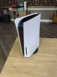 Playstation 5 1tb + два джоистика