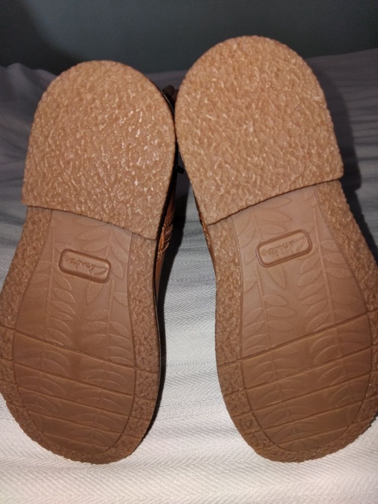 Нови детски ботуши от естествена кожа Clarks