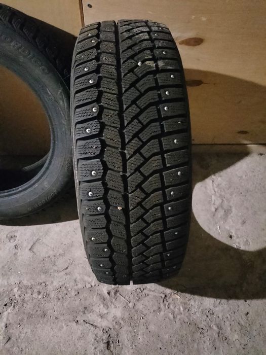 Продам зимние шины не дорого