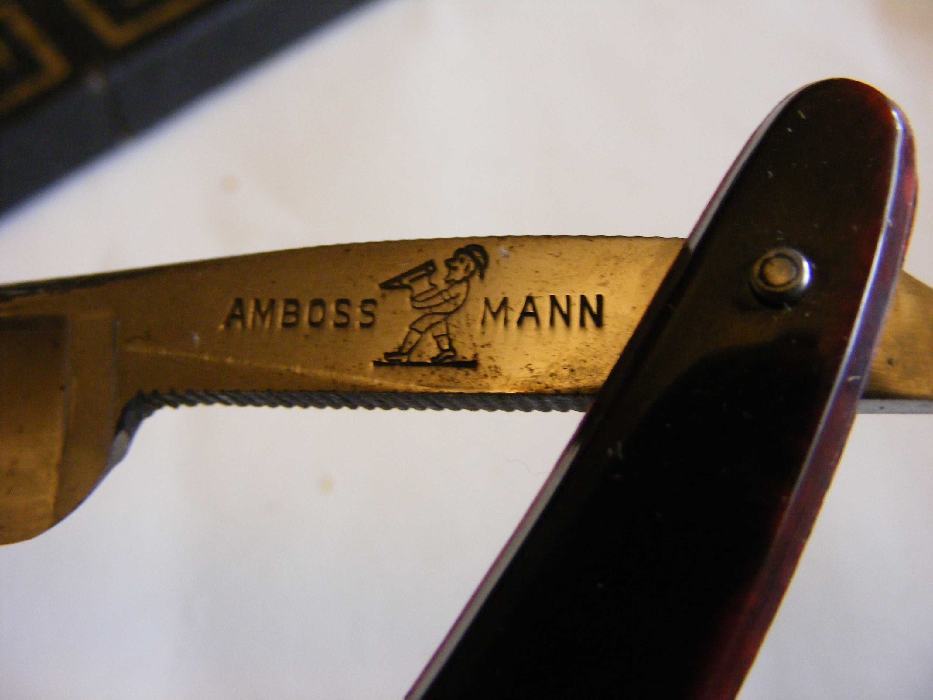 Бръснач Красавец Amboss Mann Solingen