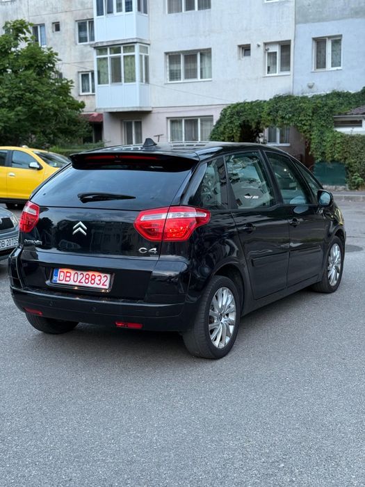 Mașina bine întreținută,impecabil,