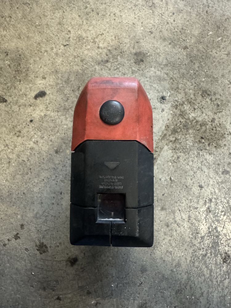 Отвес HILTI PM24