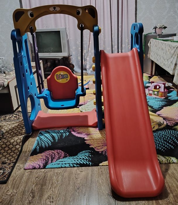 Горка + качеля детская, состояние как новая