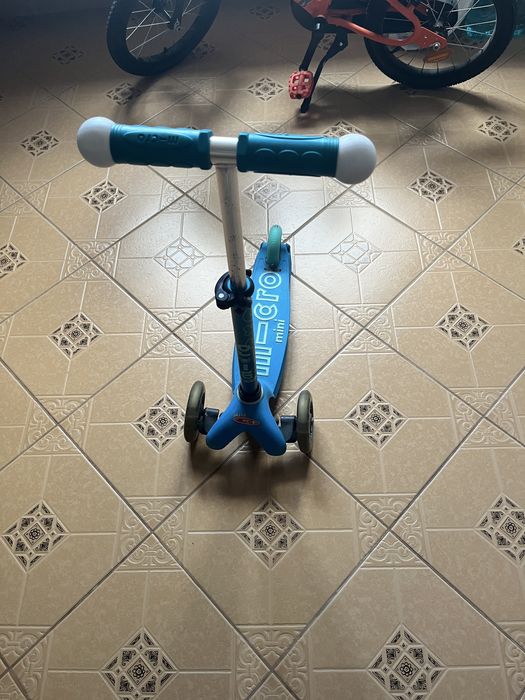 Trotineta 3-5 ani