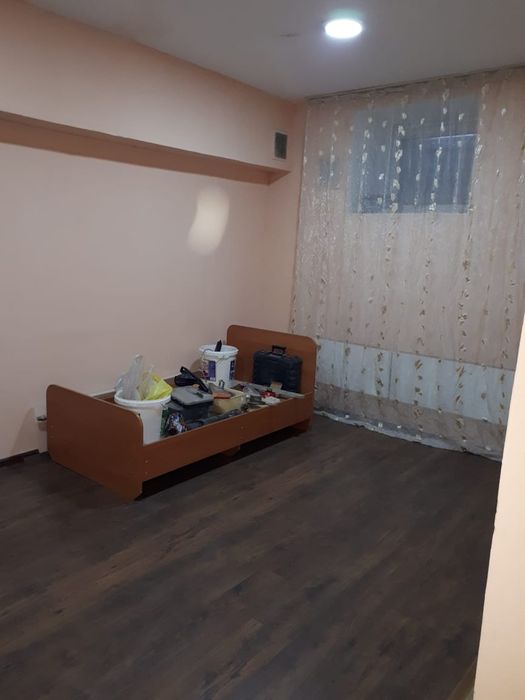 2ух комнатная квартира в цокольном этаже