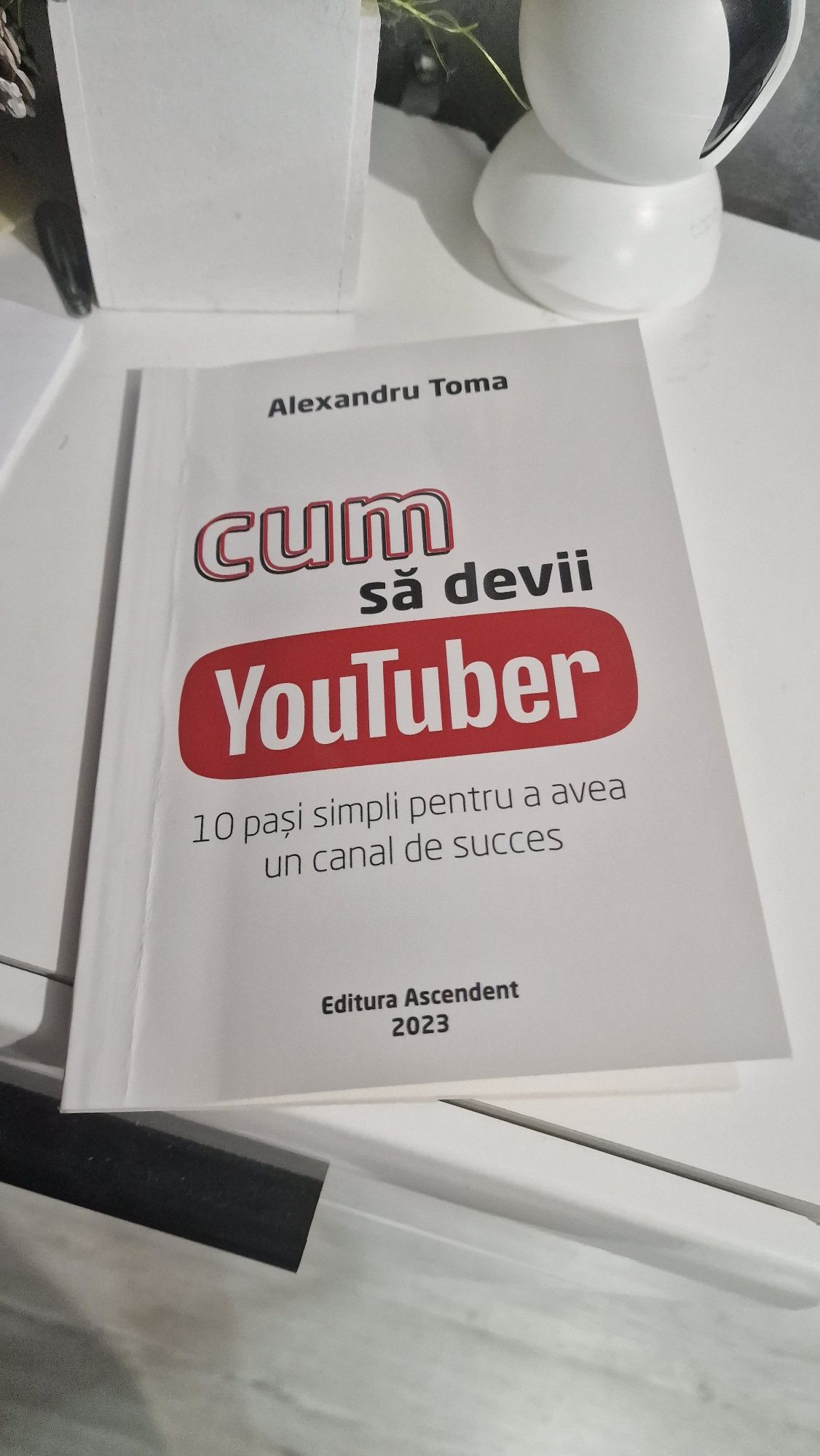 Carte cum sa devii YouTuber