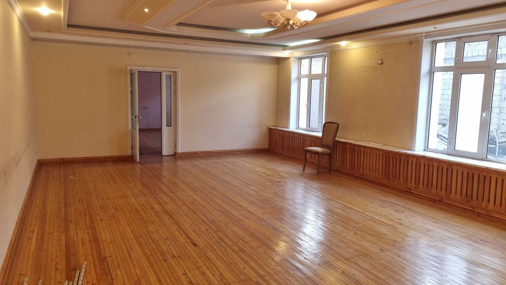 Охунбобоев 8 соток 2 этажли уй СРОЧНО!