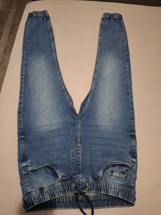 Мъжки дънки Cropp с ластик