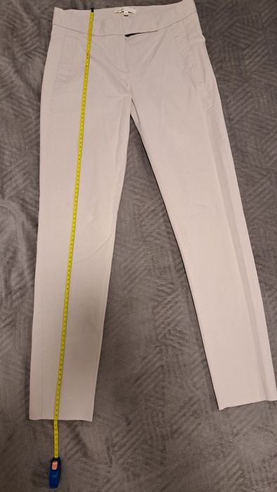 Pantaloni marimea 34 maje