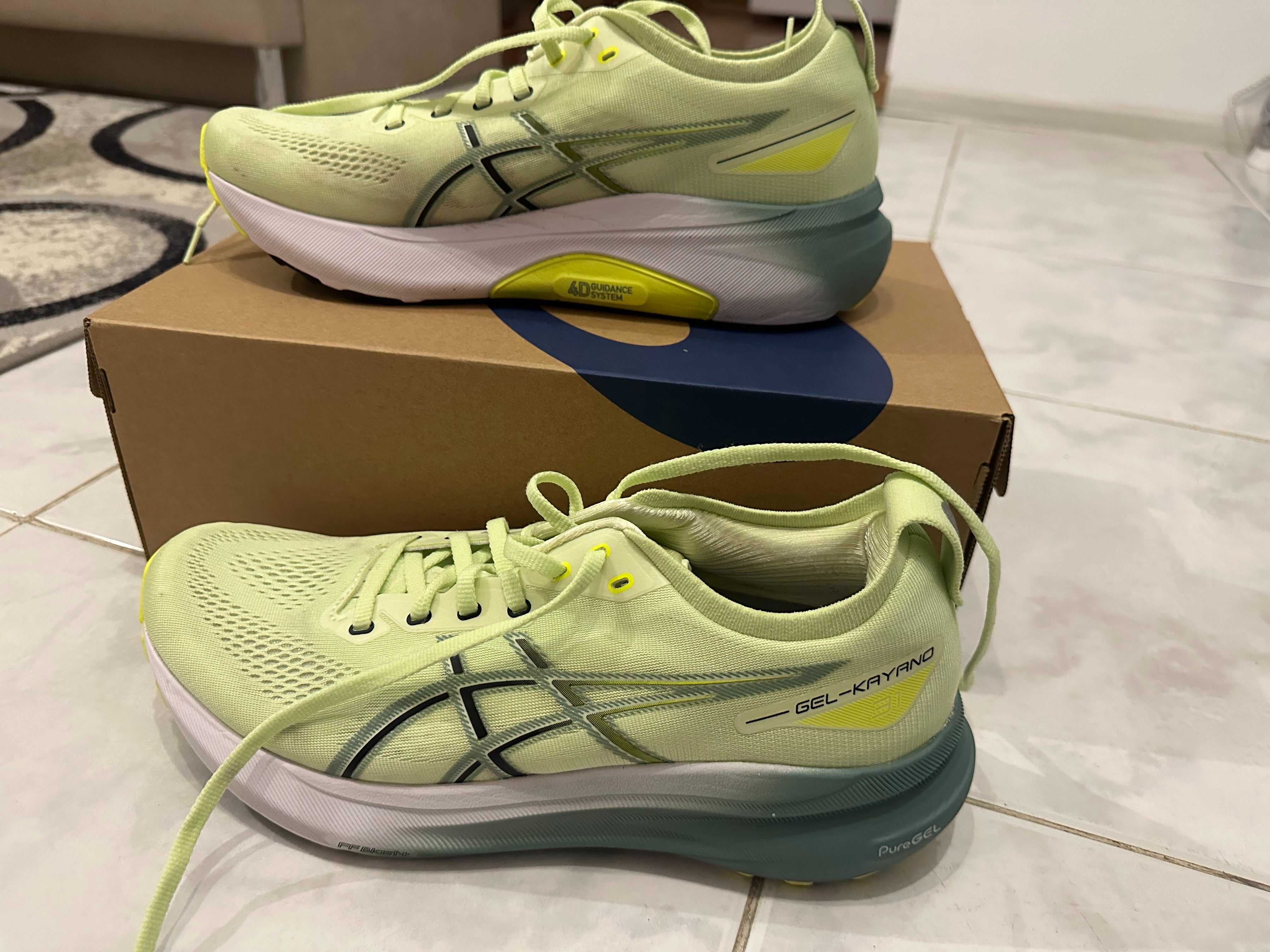 Обувки ASICS Gel Kayano 31 Stability - 44.5, Мъжки, Зелени - Като Нови