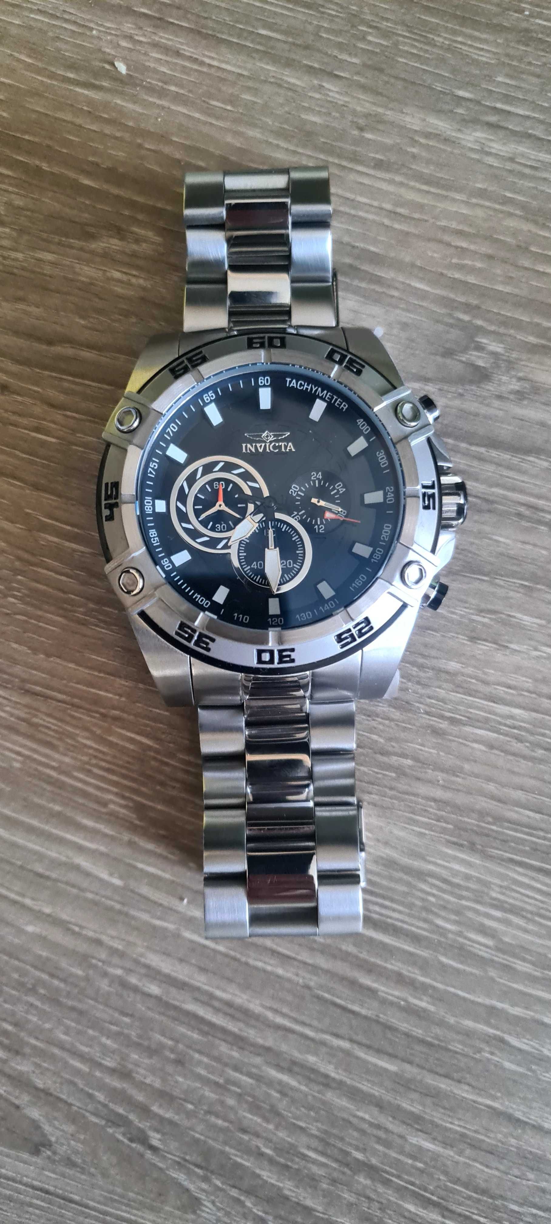 Invicta чисто нов