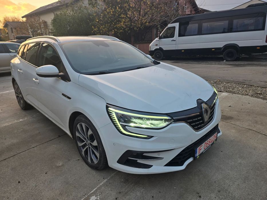 Renault Megane Renault Megane dci 2023 , 102 000 km ,interior piele , carlig tractare