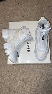 Givenchy обувки !!