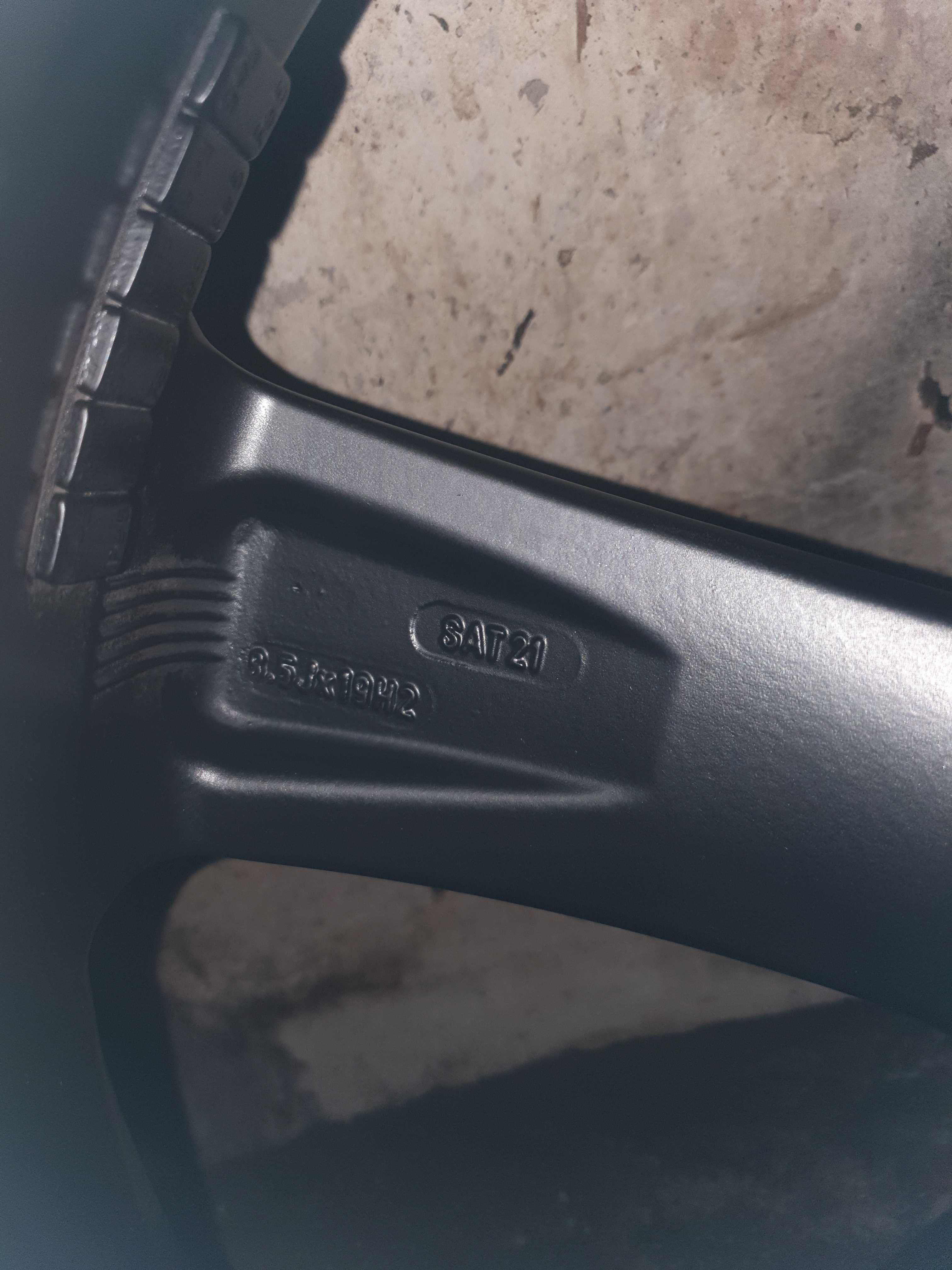 Ауди 19-ки 19 5x112 Audi Rotor (AVUS AF10) 8,5J ET45 Rotor Style