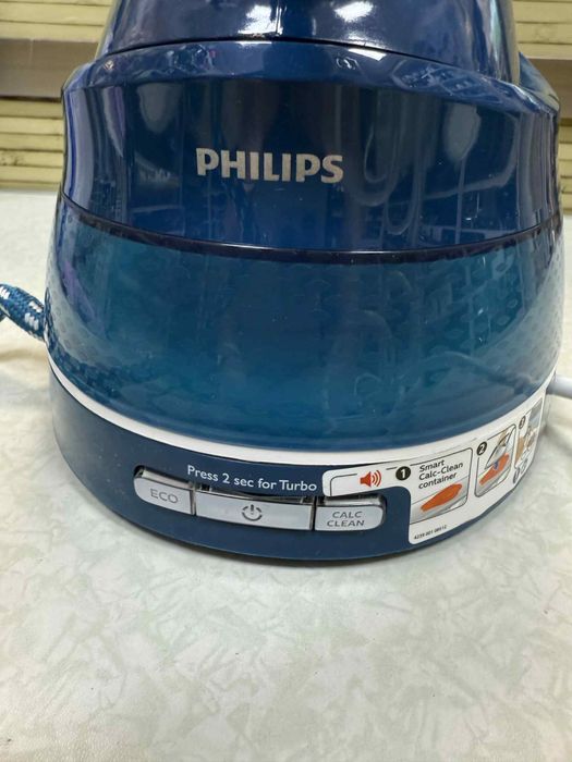 Компактна парна ютия Philips Domestic Appliances Perfect Care