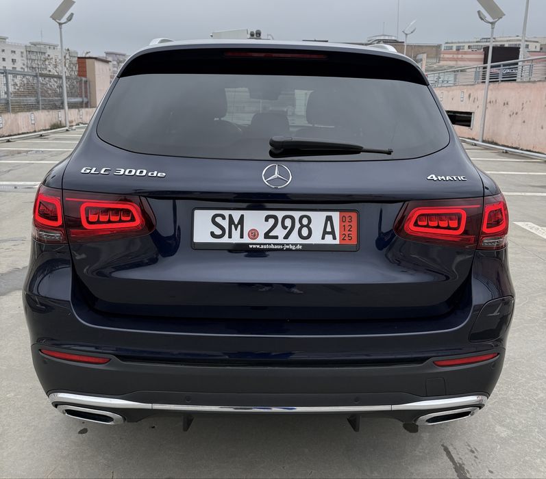 Mercedes Benz Glc 300 de 4Matic Amg line Multibeam Distronic Burmester