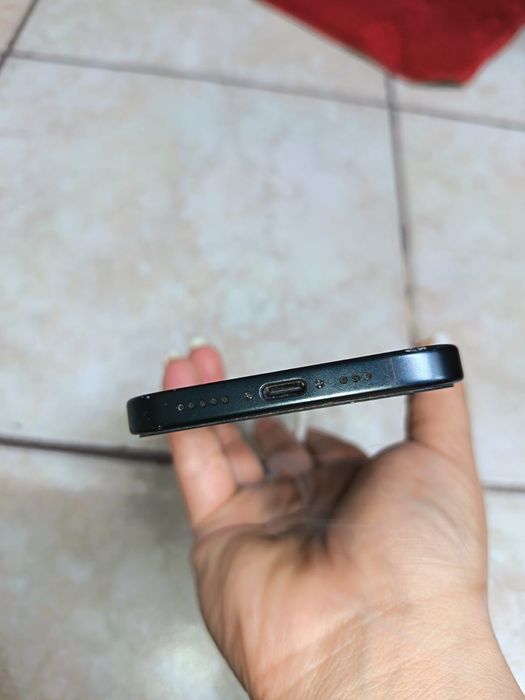 iPhone 16 12b gb