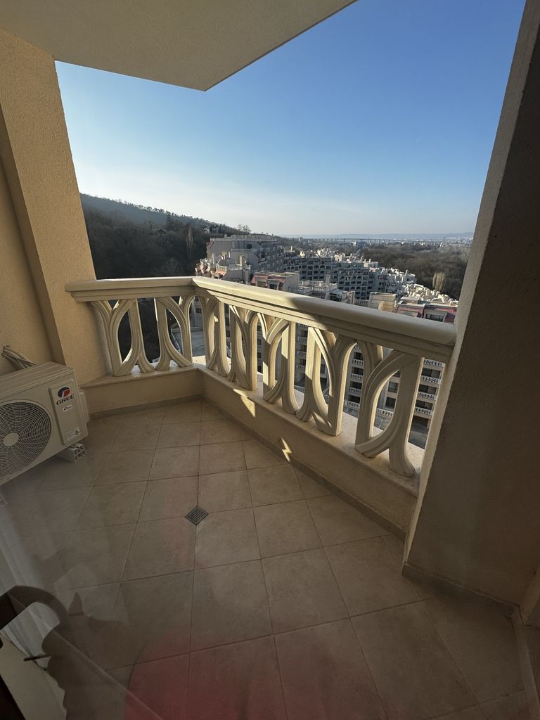Продава се Двустаен апартамент в Варна, м-т Зеленика - 105 кв.м за 1785 €/кв.м - Снимка #7