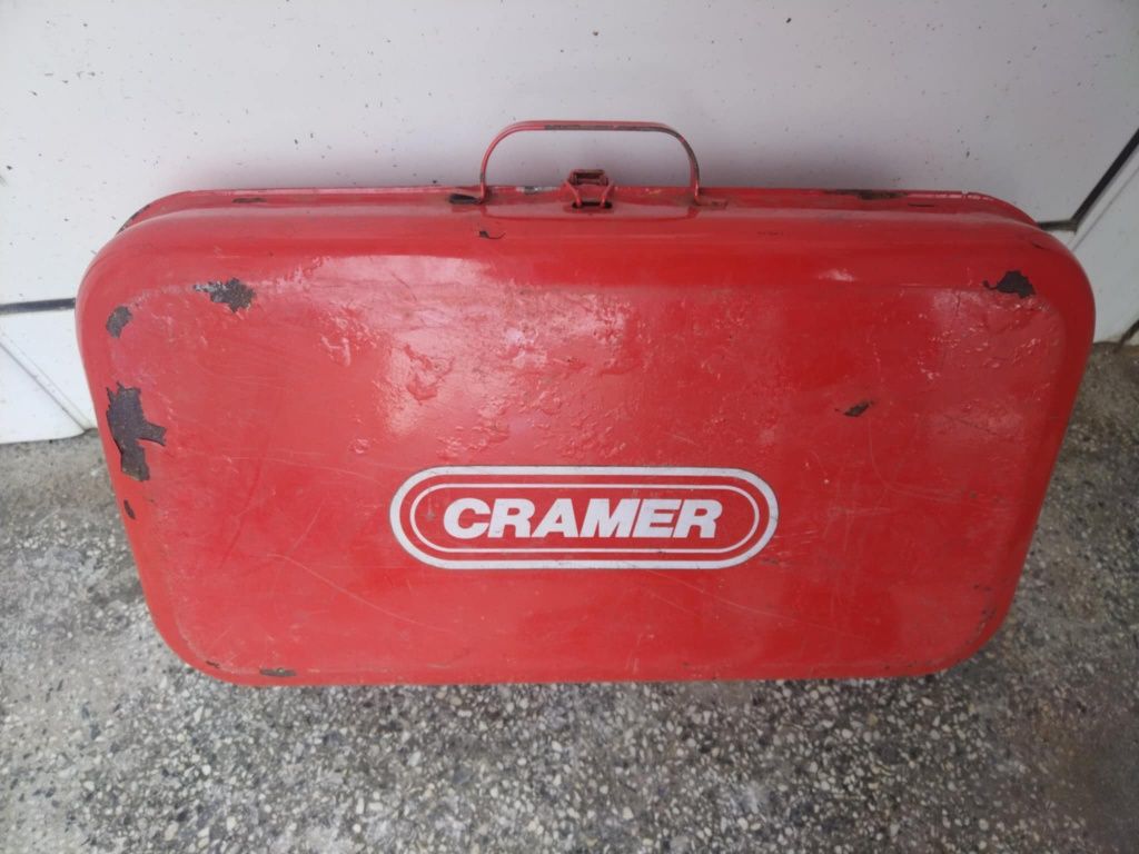 Немско разглобяемо газово барбекю с две горелки. 
Марка: CRAMER / Germ