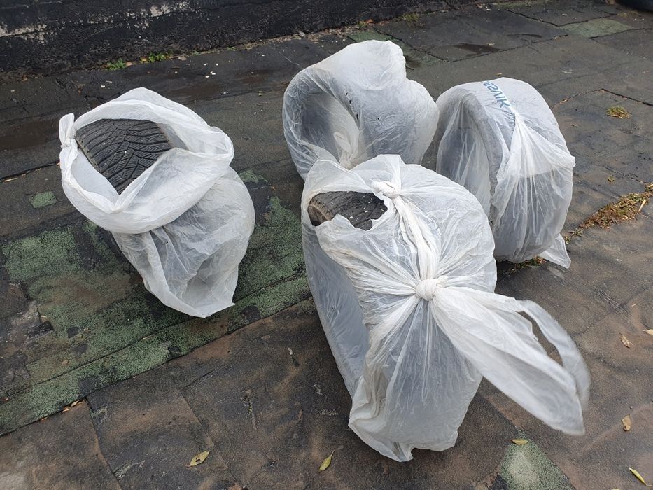 Шины для автомобиля 17