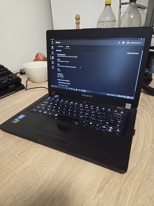 Laptop Gaming Gigabyte P34W v3 14"