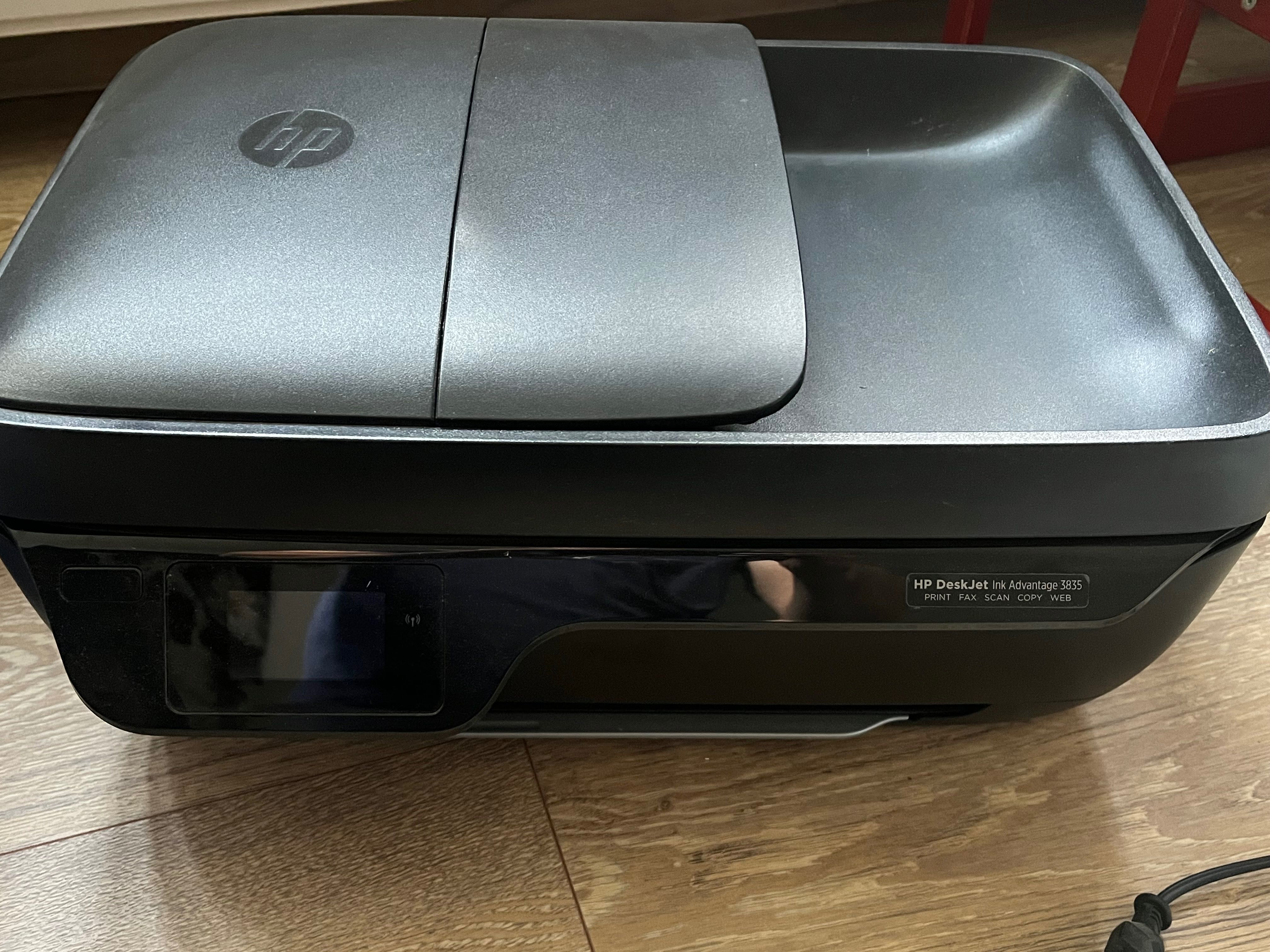 Imprimantă HP Deskjet Ink 3835
