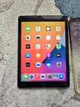 Продавам Ipad Air2