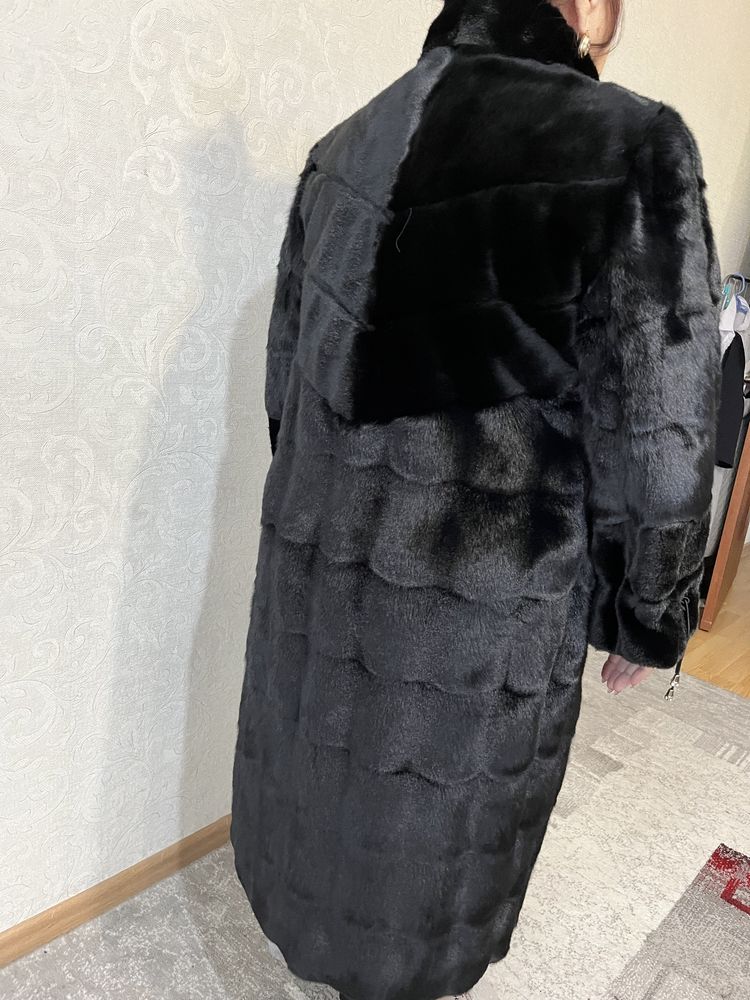 Продам новую шубу эко мех