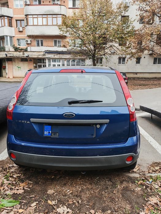 Ford Fiesta 1,3 benzina din 2007