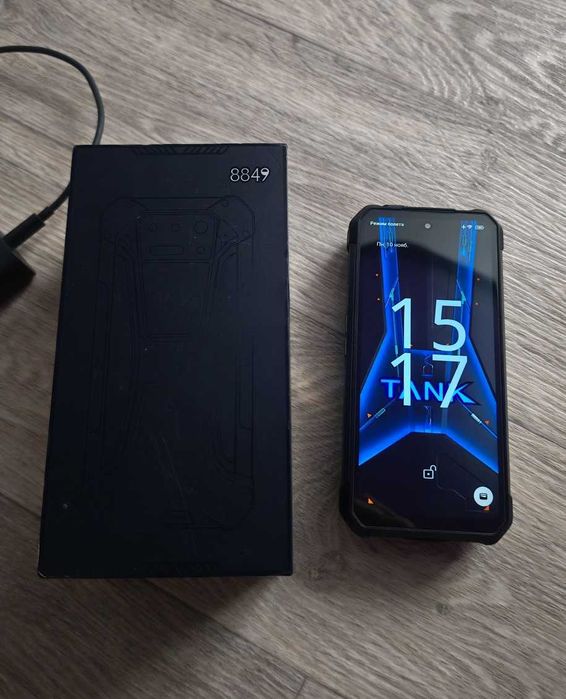 продам Unihertz 8849 Tank 2 Pro 12Gb/256Gb 23800мАч (проектор)