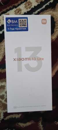 Xiaomi 13 Lite 5G 256 gb 1 yil garantiya holati yaxshi