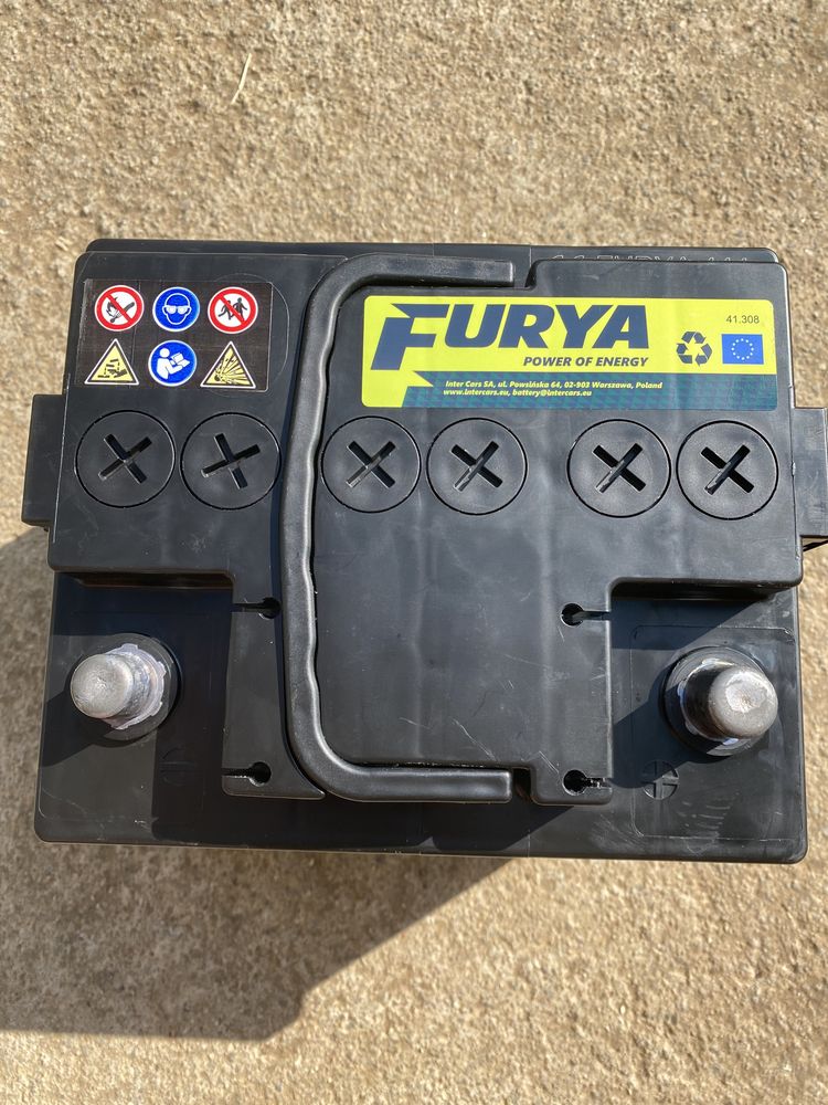 Продавам нов Акумулатор FURYA 12V 44Ah 380A
